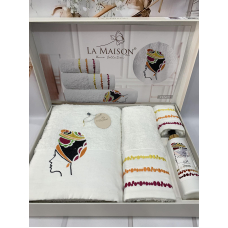 Подарочный набор полотенец La Maison с парфюмом - Kendy