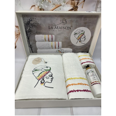 Подарочный набор полотенец La Maison с парфюмом - Medy